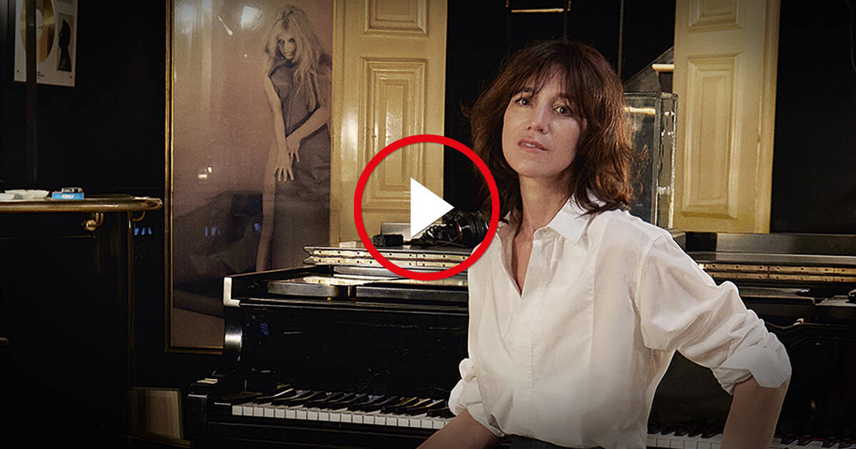 «Mon regard sur tous les objets que j’aime» : Charlotte Gainsbourg commente ses photos du 5 bis rue de Verneuil