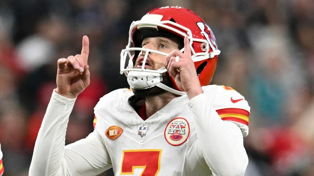 Chiefs' Harrison Butker jersey ranked among NFL's bestsellers amid kicker's faith-based commencement address