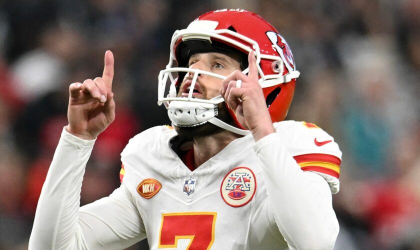 Chiefs' Harrison Butker jersey ranked among NFL's bestsellers amid kicker's faith-based commencement address