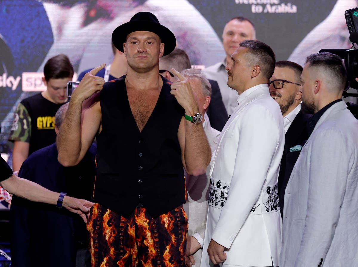 Fury v Usyk LIVE: Start time, undercard and latest updates before weigh-in