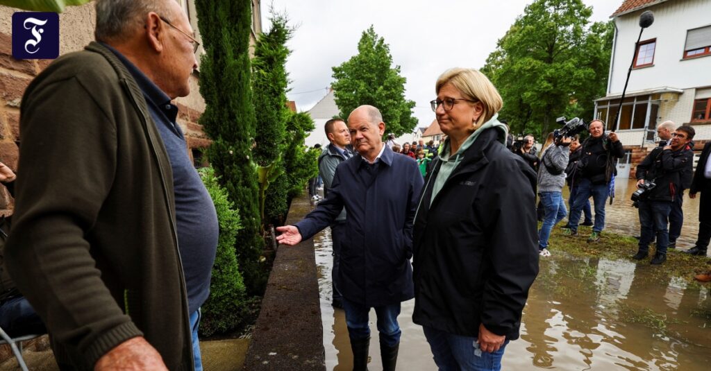 Besuch im Hochwassergebiet: Scholz verspricht dem Saarland Solidarität des Bundes