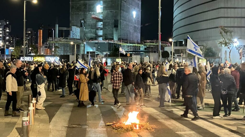 „Nach Umfragen sind noch ein Drittel der Israelis zufrieden mit Netanjahus Amtsführung“