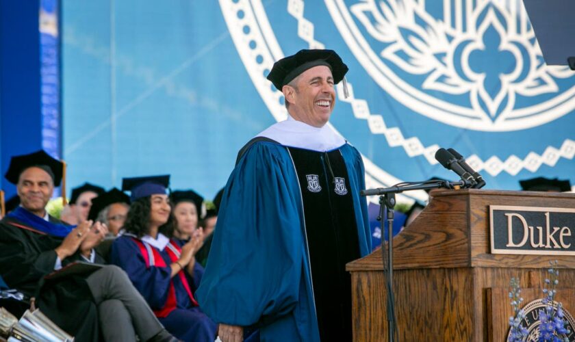 Jerry Seinfeld heckled by pro-Gaza protester at stand-up comedy gig