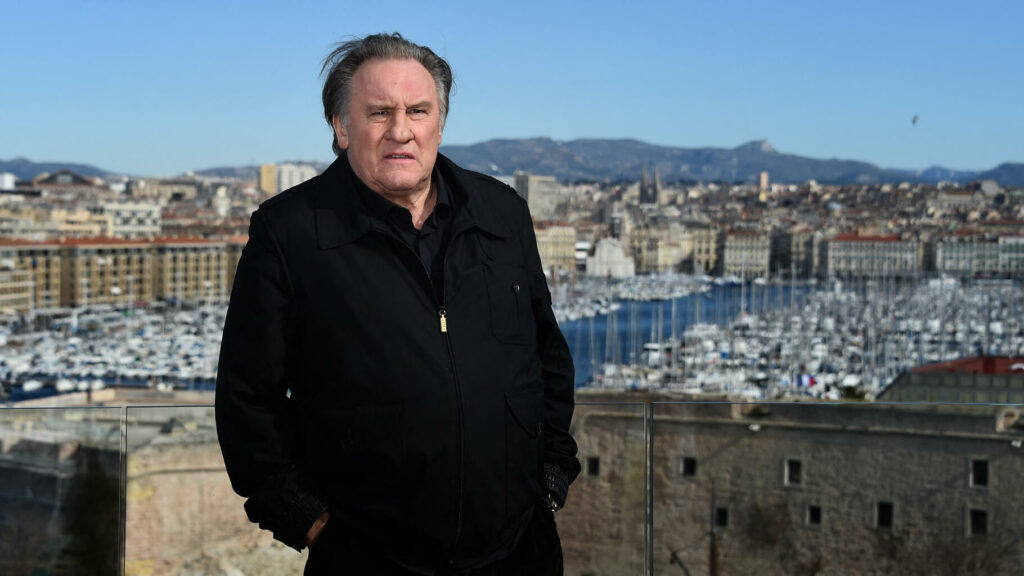 À Rome, Gérard Depardieu accusé de violences par Rino Barillari, le « Roi des paparazzi »