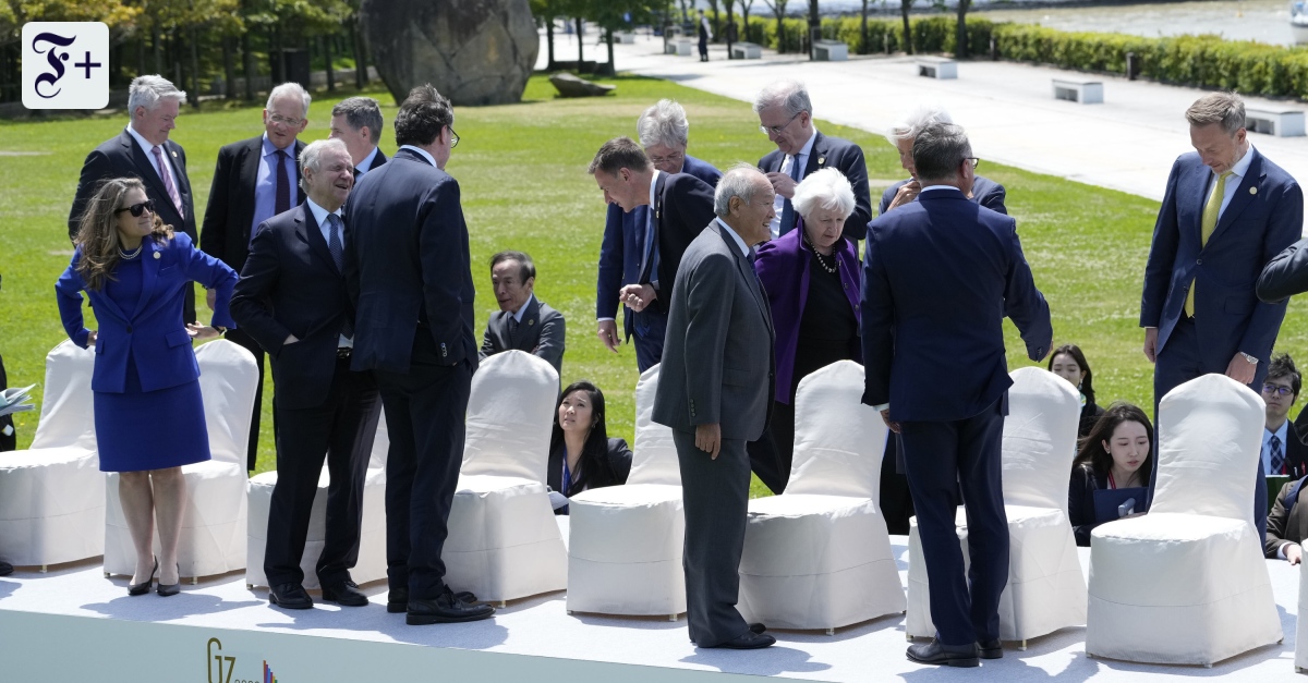 G-7-Finanzminister in Stresa: Ein Finanzhebel für Kiew