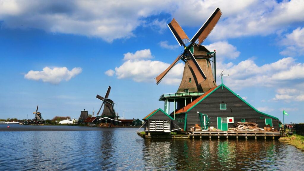 In Zaandam sind Windmühlen mehr als nur Folklore