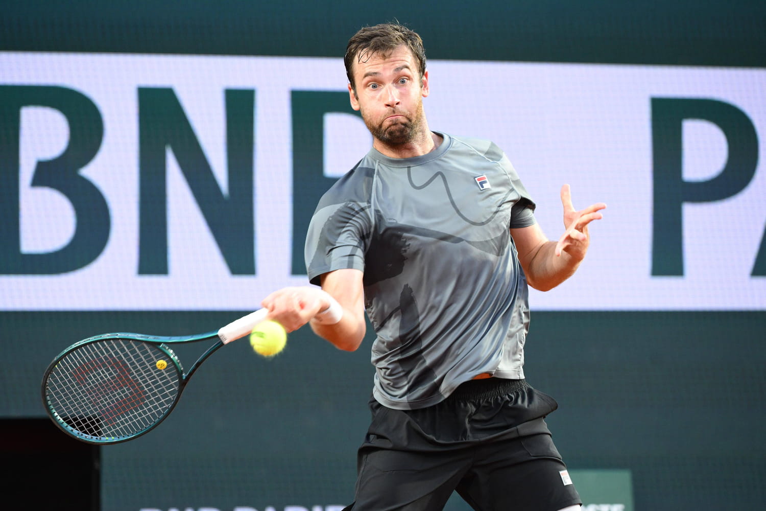 DIRECT. Roland-Garros 2024 : Halys et Bourgue espèrent intégrer le tableau final, scores et résultats