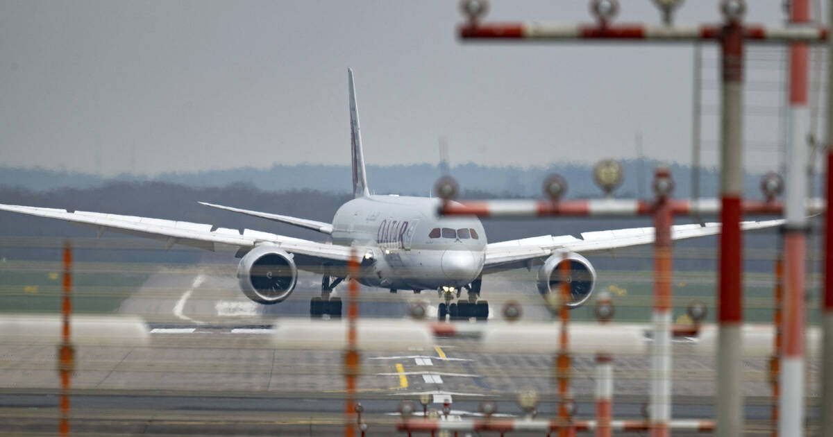 Douze personnes blessées après des turbulences dans un avion entre Doha et Dublin