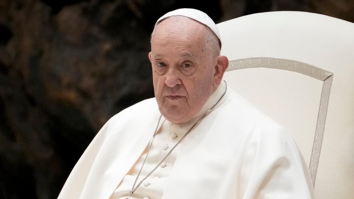 „Zu viel Schwuchtelei“ – Papst soll sich abwertend über Homosexuelle geäußert haben