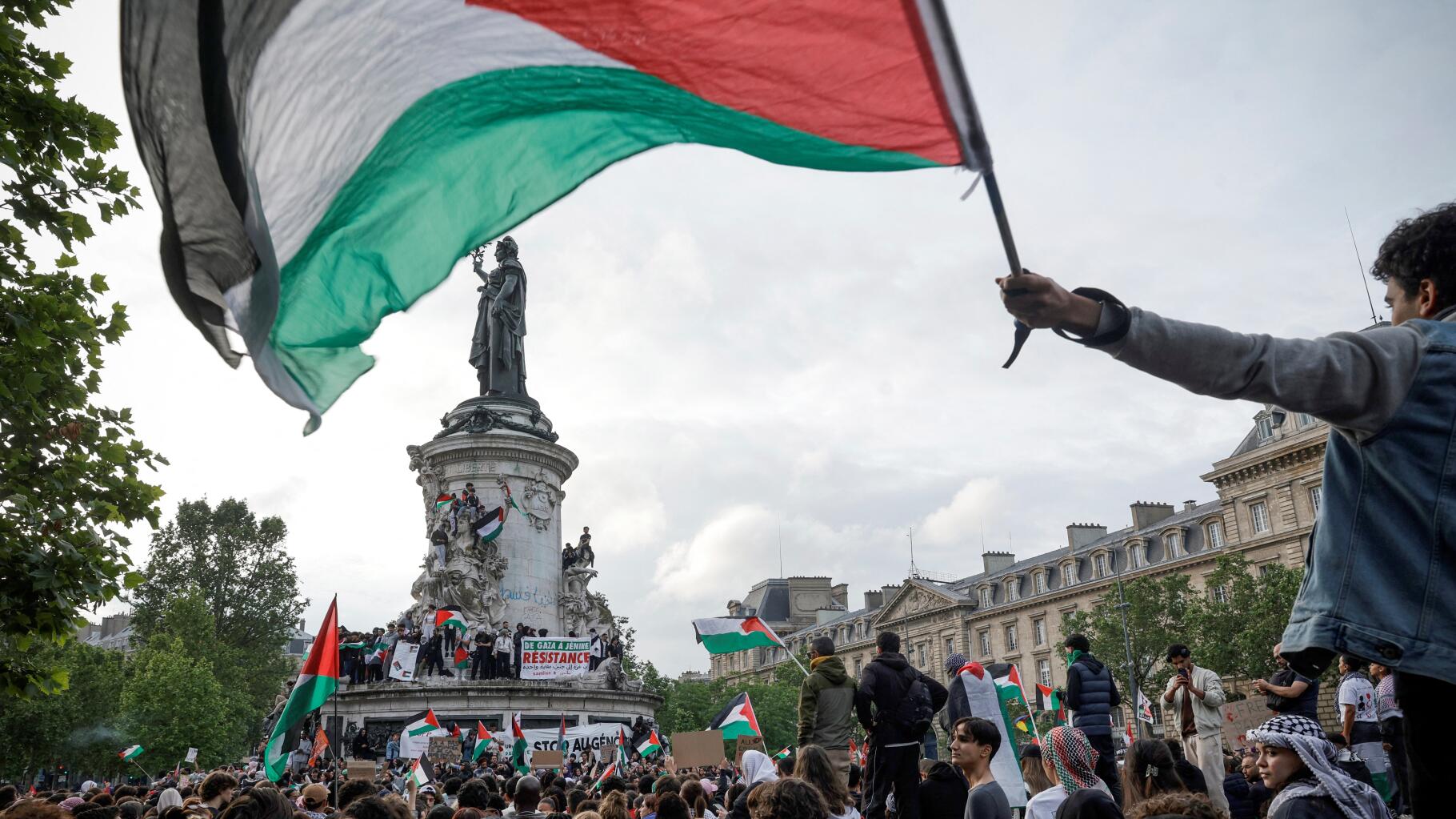Rafah : À Paris, une nouvelle manifestation contre les frappes israéliennes illustre l’indignation internationale
