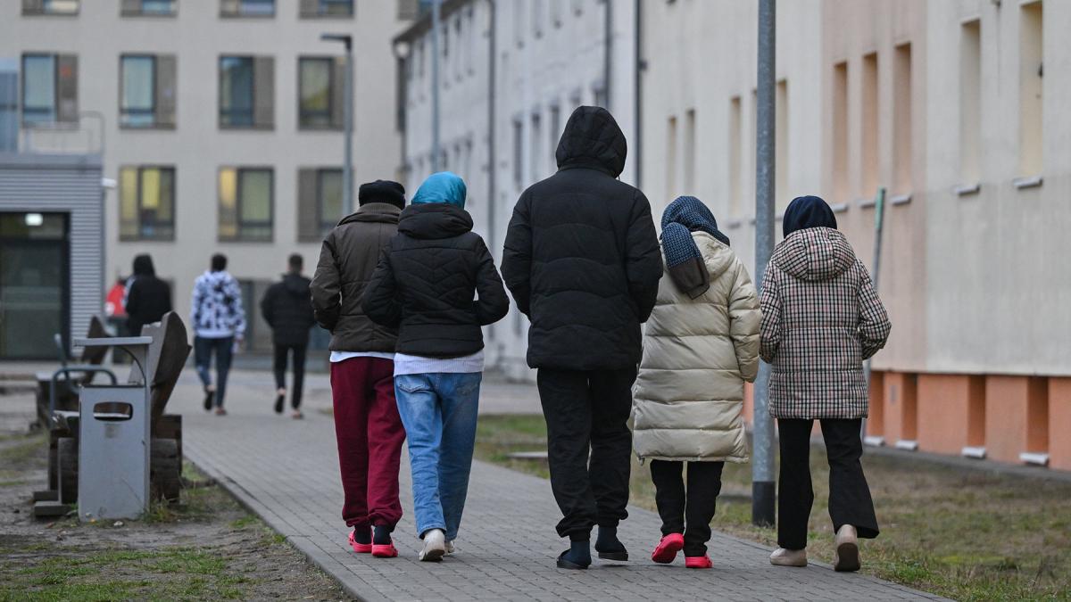 „Sein Heimatland würde ihn nicht einreisen lassen. Der Fall ist nicht die Ausnahme“