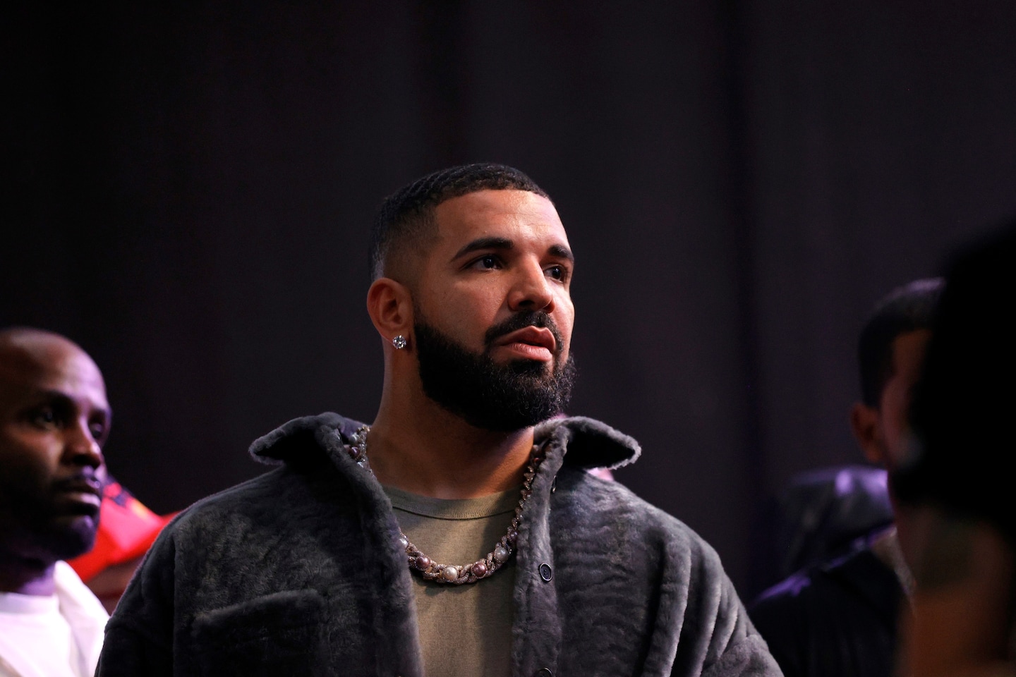 A song about Drake’s butt might be a real breakthrough for AI art