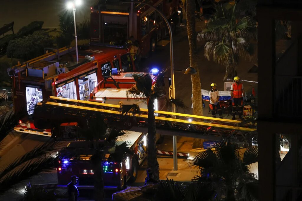 Al menos cuatro muertos y 16 heridos en el derrumbe de un restaurante en la Playa de Palma (Mallorca)