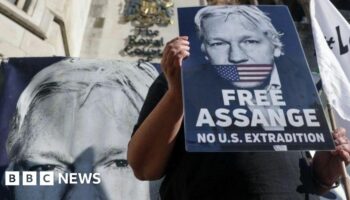 Assange wins right to challenge US extradition