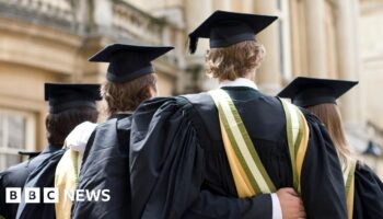 Conservatives pledge to scrap 'rip-off' degrees to boost apprenticeships