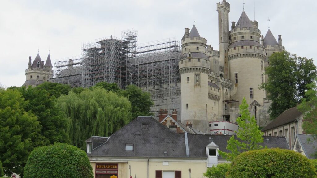 Dans l’Oise, les travaux de rénovation du château de Pierrefonds seront finis cet été