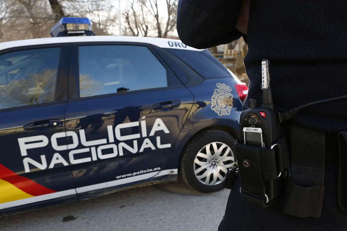 Detenido en Tetuán por robar 20.000 euros de una furgoneta disfrazado con peluca y gafas de sol: tiene 40 antecedentes y 60 reclamaciones