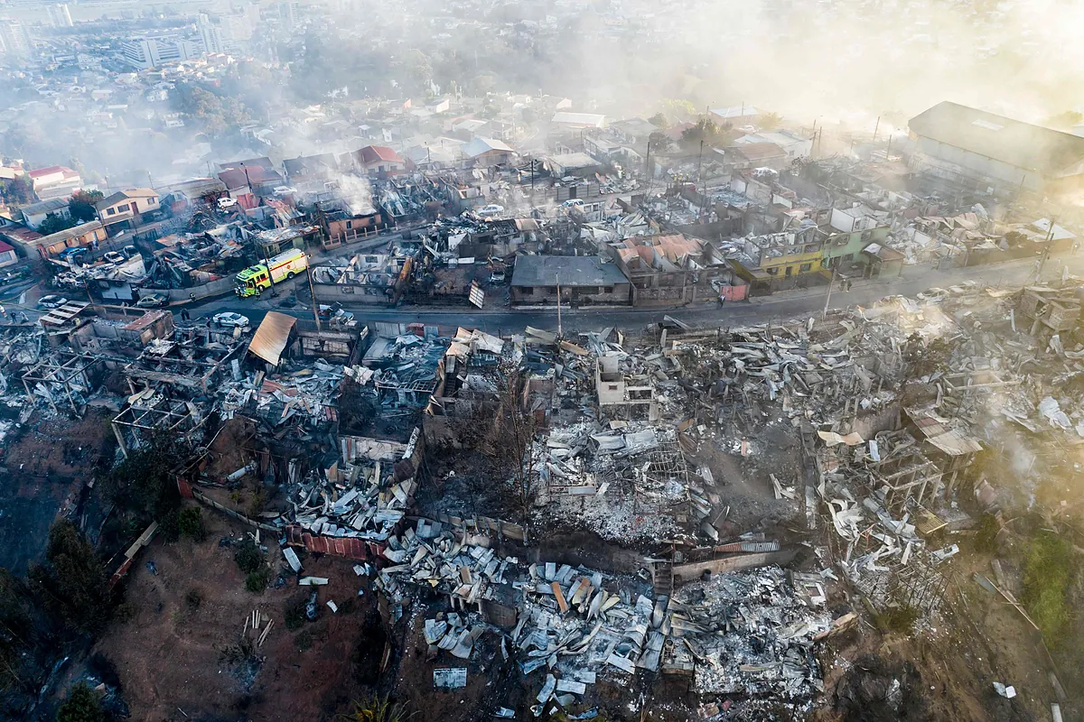 Detienen en Chile a un bombero voluntario como presunto responsable de los incendios que dejaron más de 130 muertos