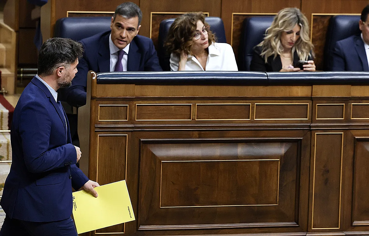 El "síndrome de final de legislatura" se abre paso en el PSOE