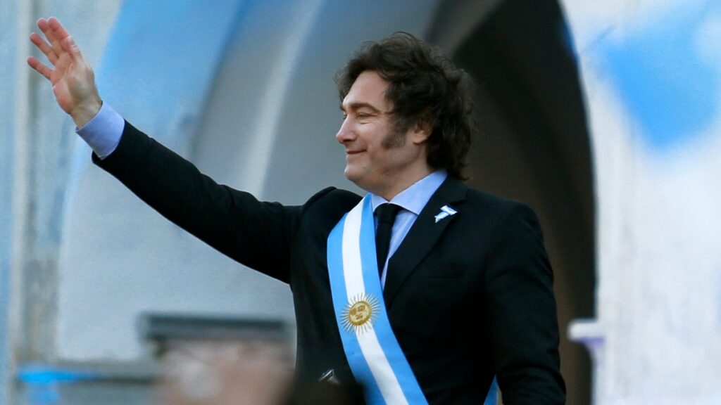 En Argentine, la ligne diplomatique détonante du président Javier Milei