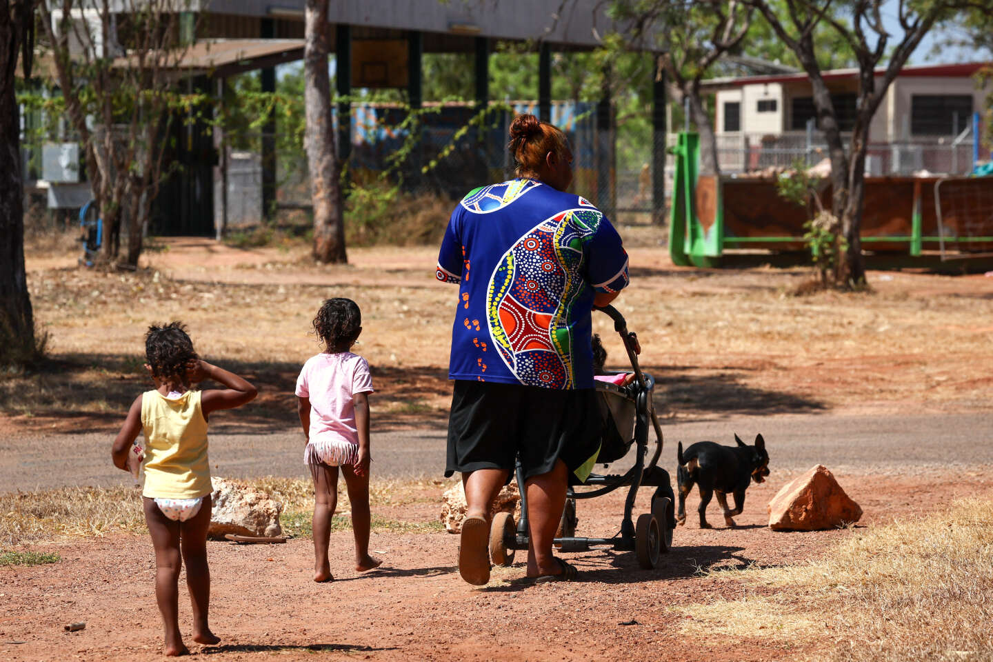 En Australie, les enfants aborigènes trop systématiquement retirés à leurs familles