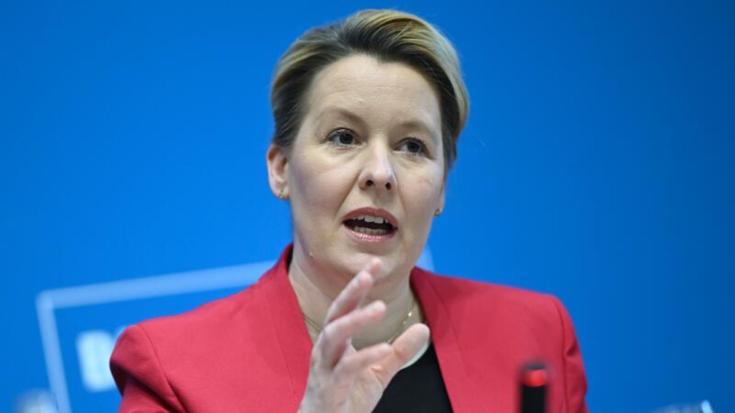 Ex-Bürgermeisterin von Berlin: "Angriff auf Demokratie": Politiker und Polizei verurteilen Attacke auf Giffey