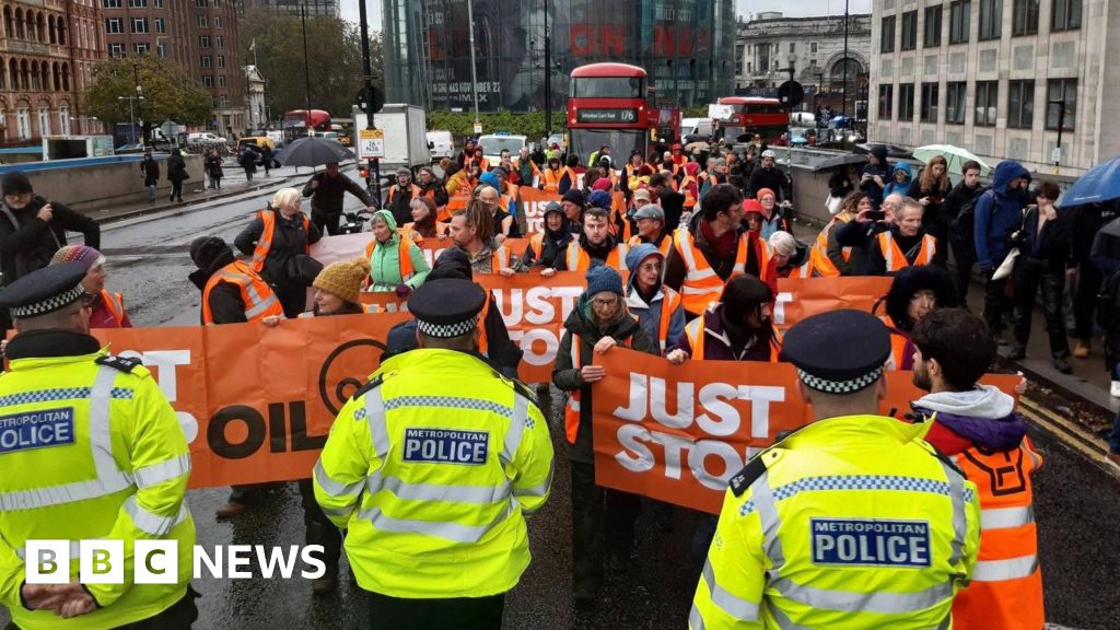 'Extreme' protest groups face ban under proposal