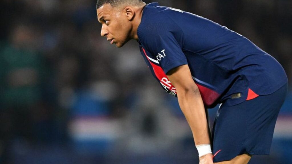 Kylian Mbappé wird PSG im Sommer verlassen. Foto: Robert Michael/dpa