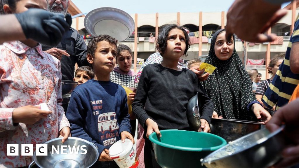 Streets, roads, avenues in the northern Gaza city of Sheikh Zayed left in ruins