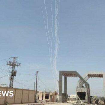 Hamas launches rocket attack towards Tel Aviv area