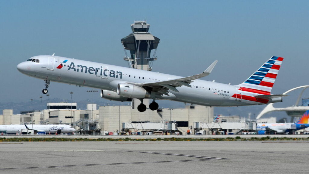 « Ils pensaient que j’étais un petit enfant » : à 101 ans, elle est confondue avec un bébé par American Airlines