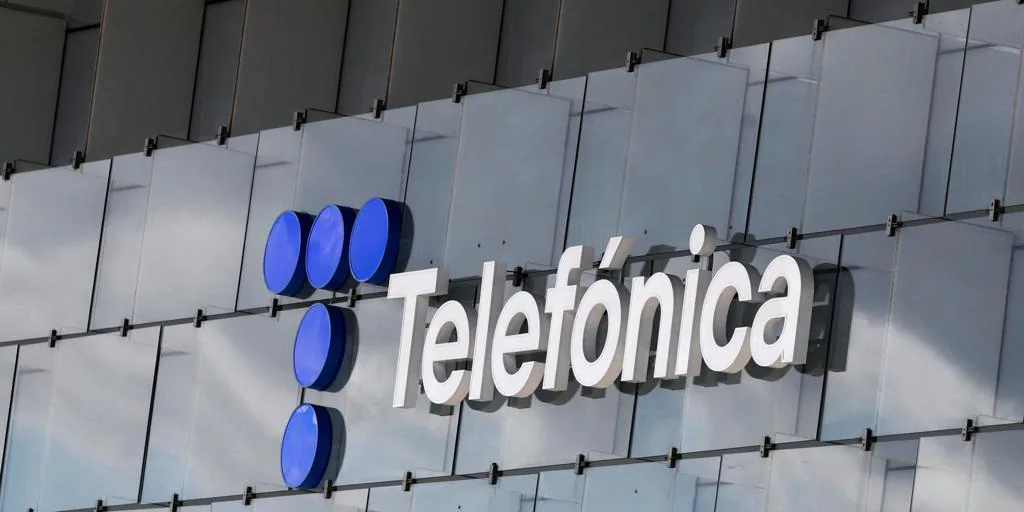 La SEPI supera el umbral del 8% en el capital de Telefónica