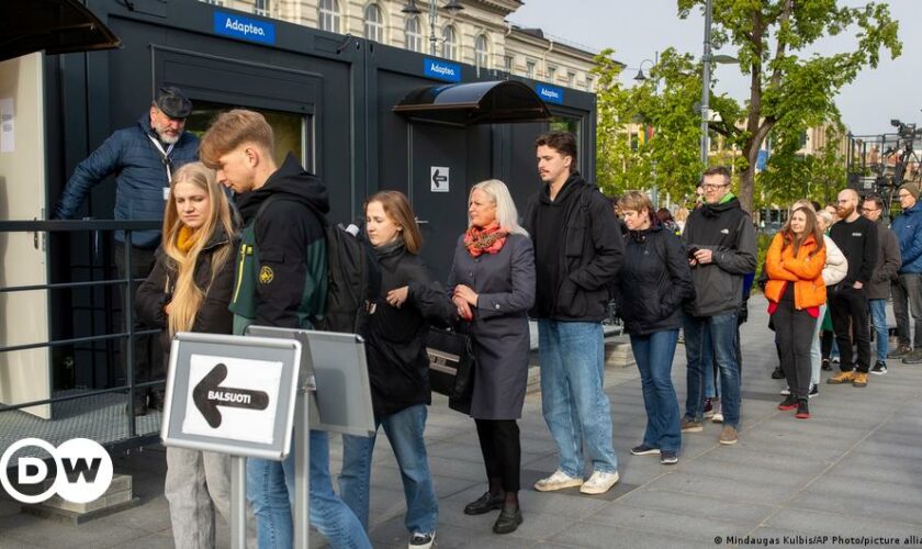 Lithuania: Nauseda and Simonyte head to presidential run-off