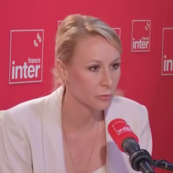 Marion Maréchal visée par une plainte pour injure transphobe contre Karla Sofía Gascón