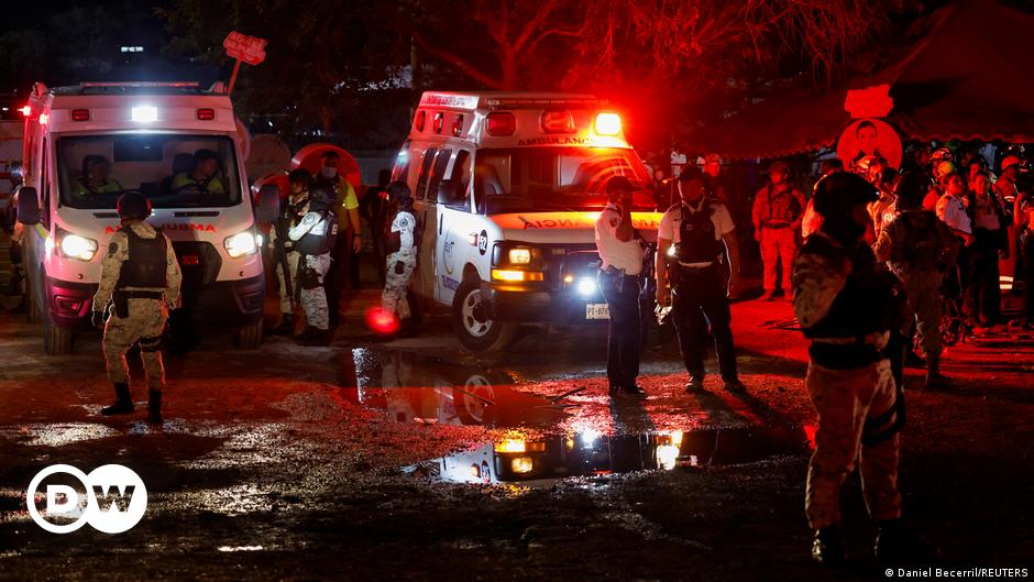 Mexico: Several killed as stage collapses at campaign rally