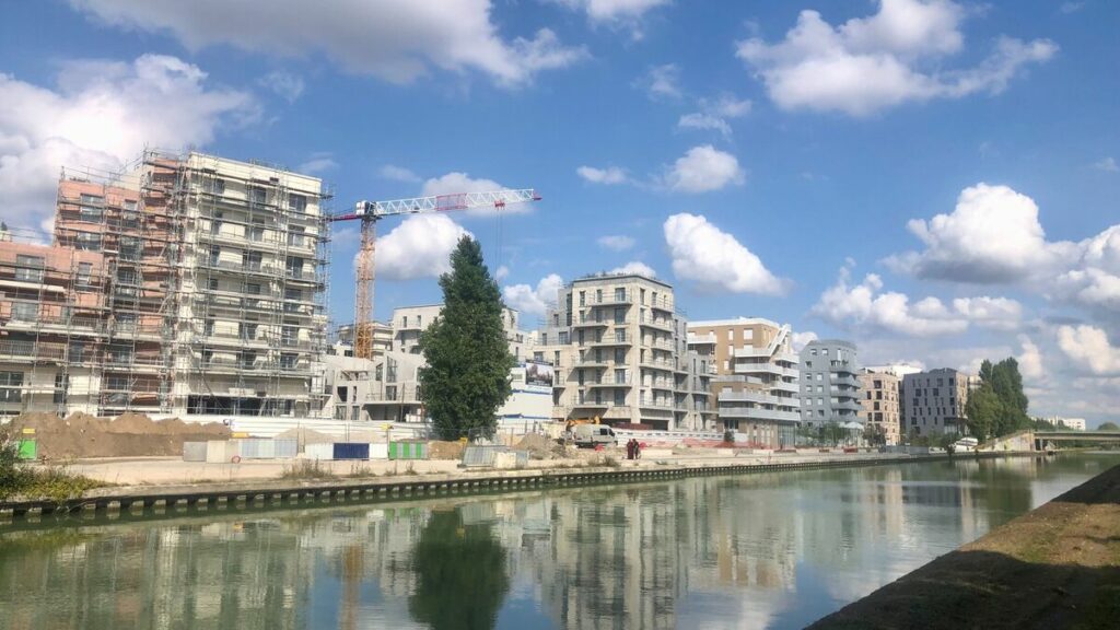 Seine-Saint-Denis : un jeune homme de 19 ans retrouvé mort dans le canal de l’Ourcq