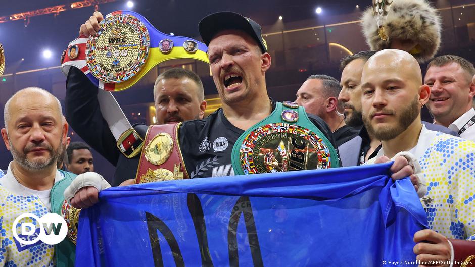 Ukrainian boxer Usyk becomes undisputed heavyweight champion