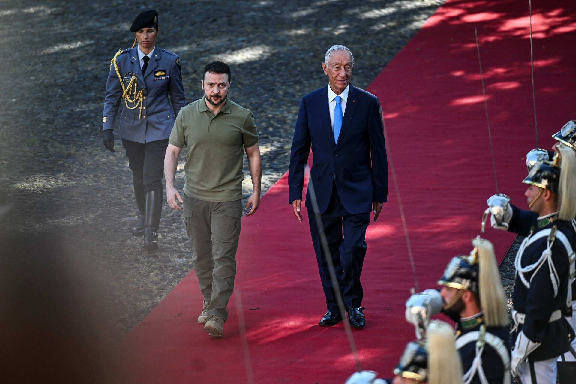 Visite au Portugal: Zelensky reçu par le président portugais