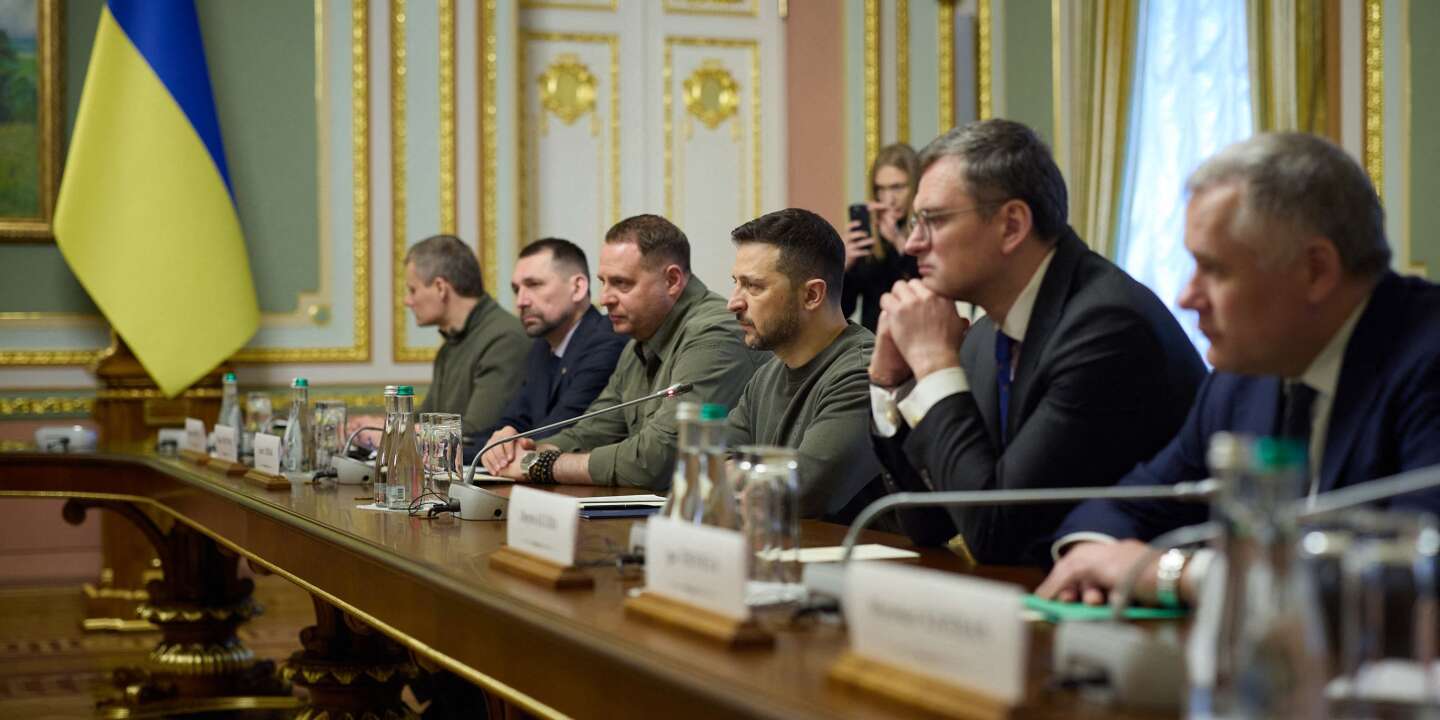 Volodymyr Zelensky assure que l’armée ukrainienne mène « des contre-attaques » dans la région de Kharkiv