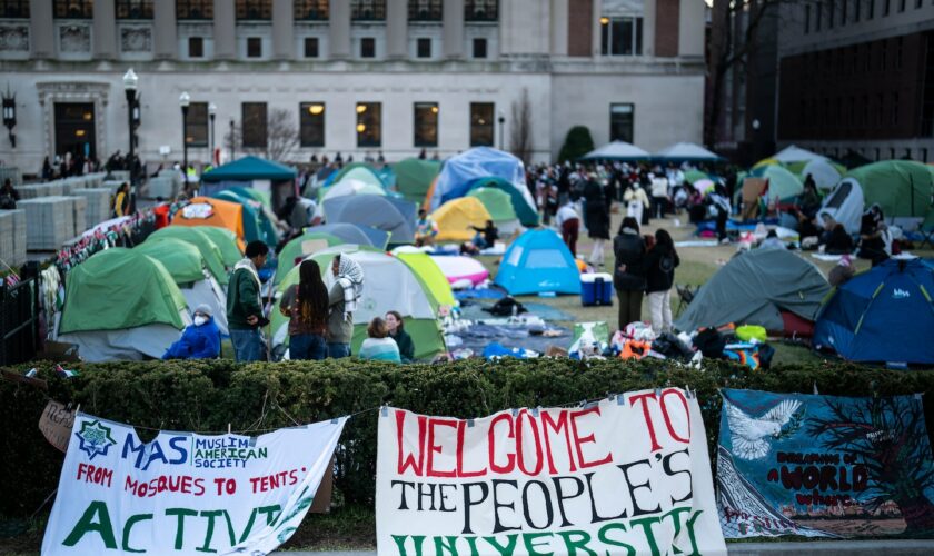 ‘Bunker mentality’ at Columbia lit protest spark that spread nationwide