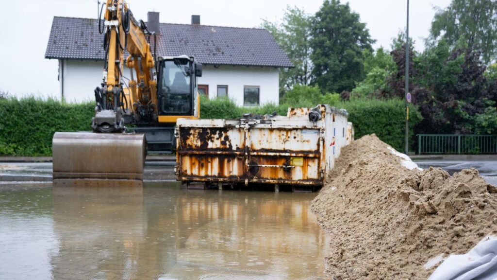 Hochwasser: Bundeswehr hilft in Hochwassergebieten aus