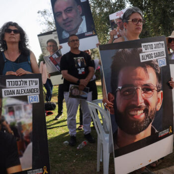 Israël annonce la mort de quatre otages détenus par le Hamas lors de l'opération militaire à Gaza