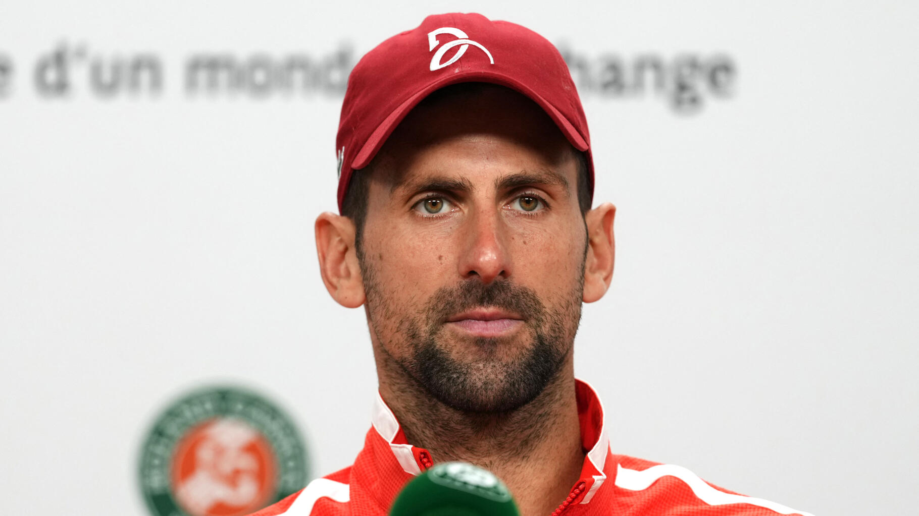 Roland-Garros : Novak Djokovic déclare forfait pour la fin du tournoi, Jannik Sinner nouveau roi du tennis mondial