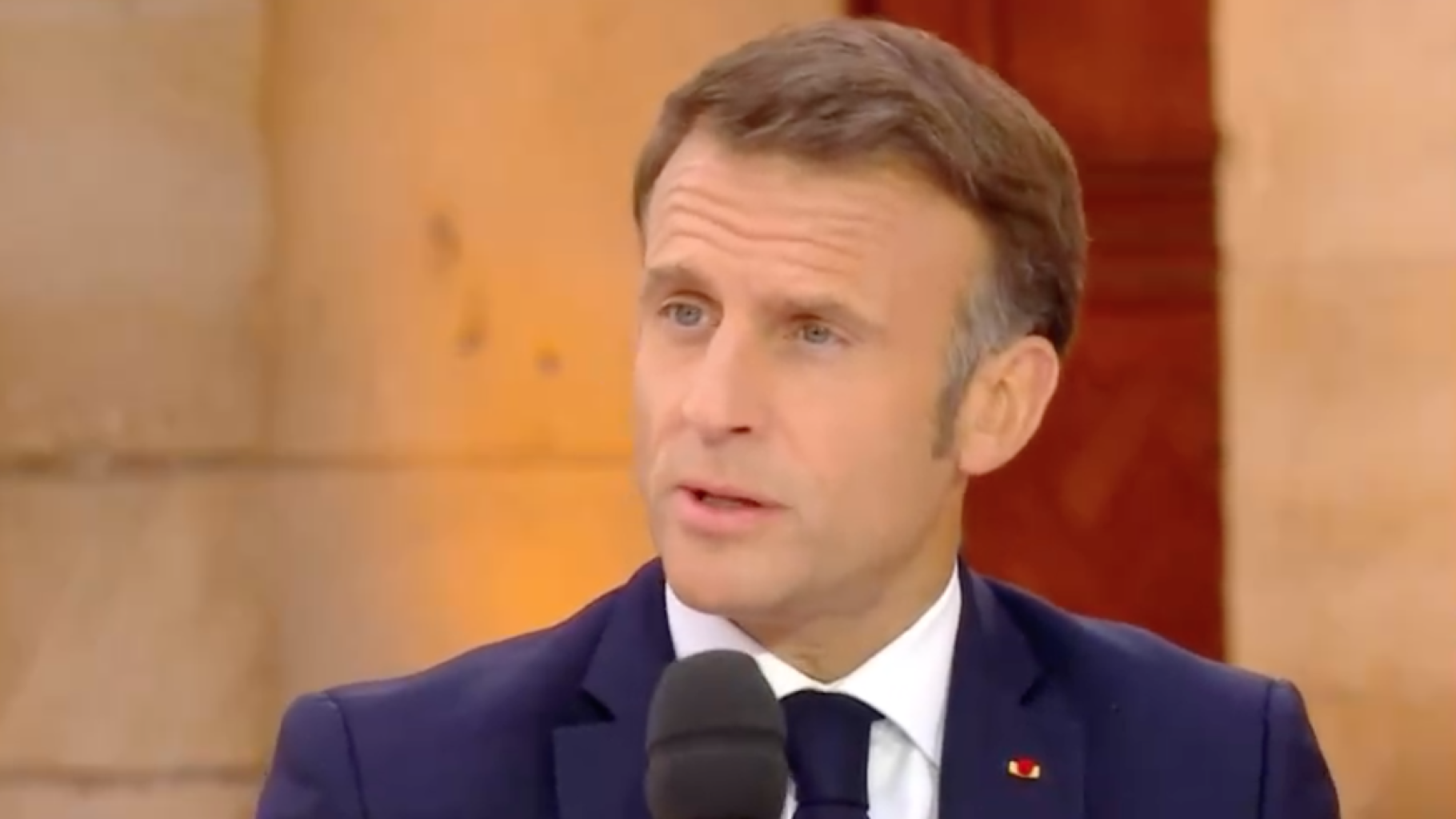 Élections européennes : Emmanuel Macron s’offre un dernier réquisitoire contre l’extrême droite