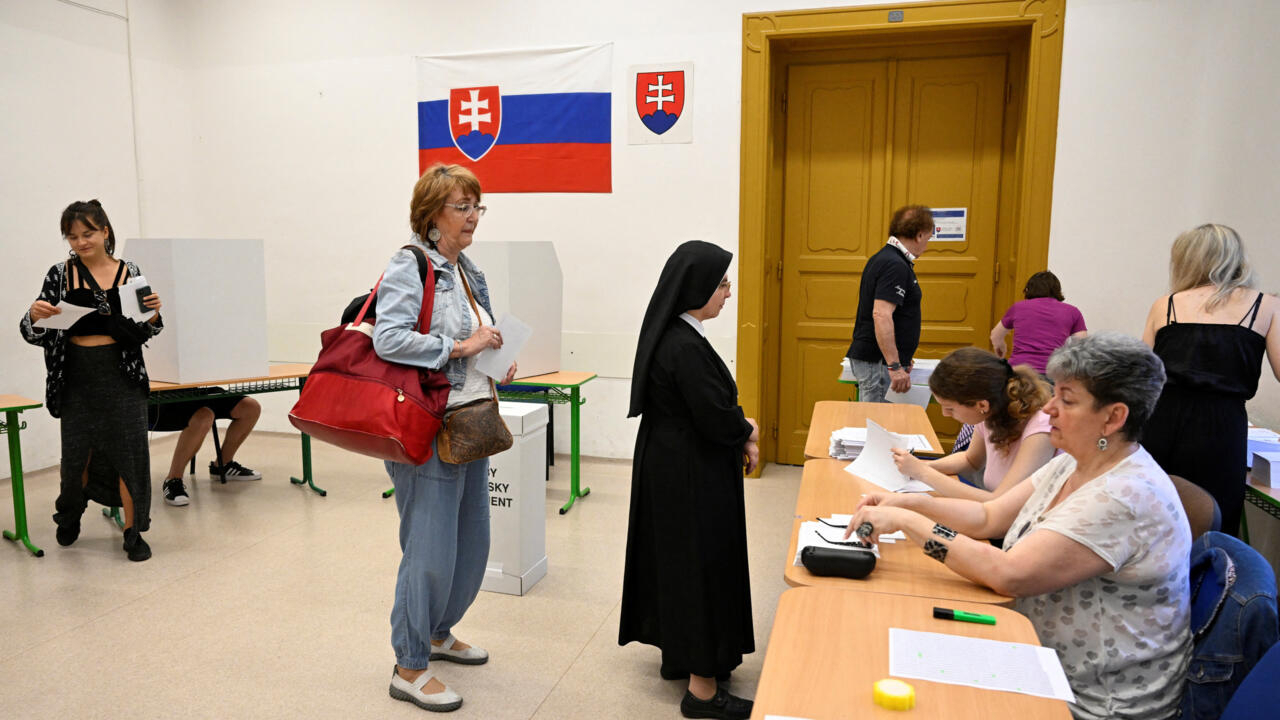 Élections européennes : les Slovaques commencent à voter, avant les Italiens dans l'après-midi