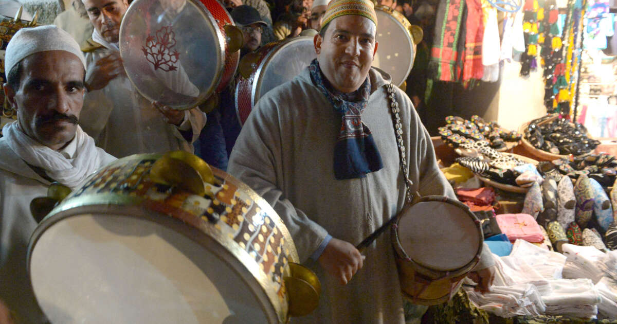 À Meknès, musique et poésie divines : au cœur de la confrérie soufie des Aïssawa