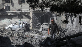 Mahmoud Abbas demande une session d'urgence de l'ONU après le raid israélien meurtrier à Nousseirat