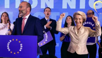 Europawahlen: EVP-Bündnis bleibt stärkste Kraft, starker Zuwachs für rechte Parteien