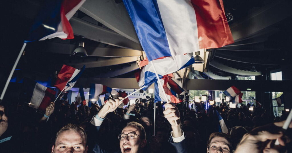 Européennes et dissolution : revivez en images une soirée électorale mouvementée