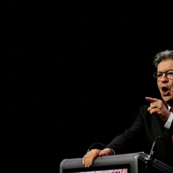 Législatives : malgré le Front populaire, la gauche divisée autour de Jean-Luc Mélenchon